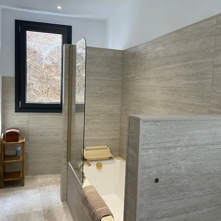 Vista De La Roca エステポナ