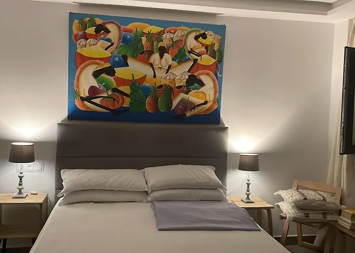 Vista De La Roca Bed & Breakfast Estepona