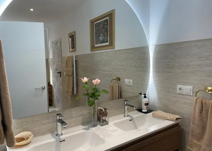 Bed & Breakfast Vista De La Roca 3*